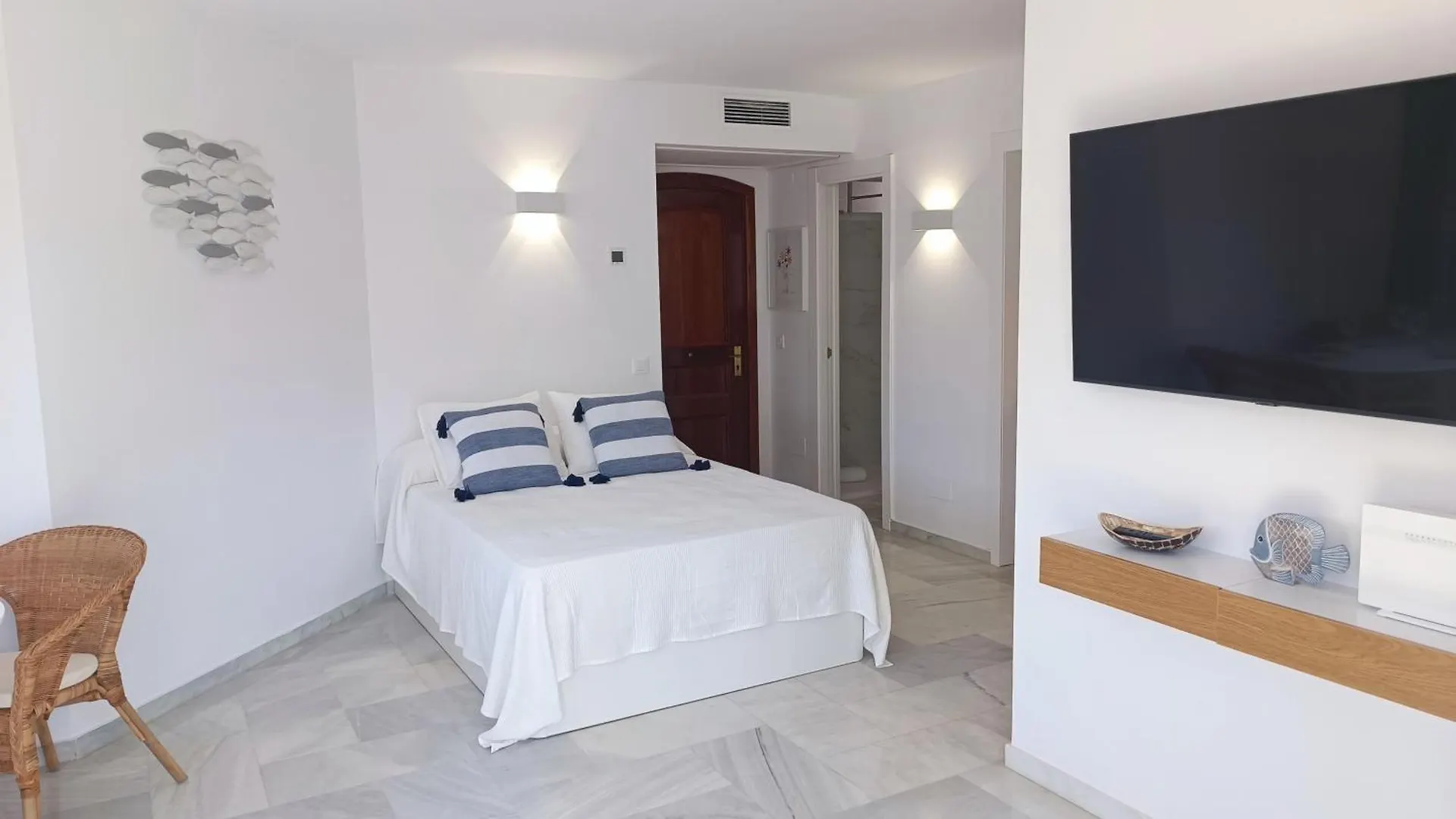 Beach Studio Puerto Marina Playa Benalmádena 0*,  Espagne